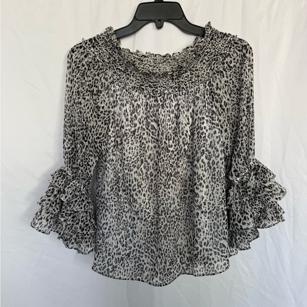 Cece Leopard Blouse Loose Flowy 3/4 Blouse Ruffle White Black Womens Size XS